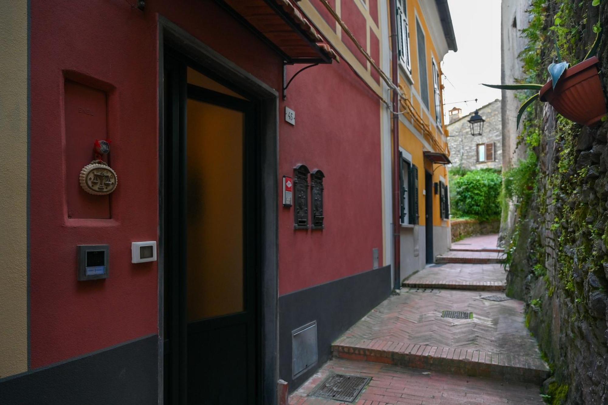 Casa E Mansarda Delle Mura Ameglia Eksteriør billede
